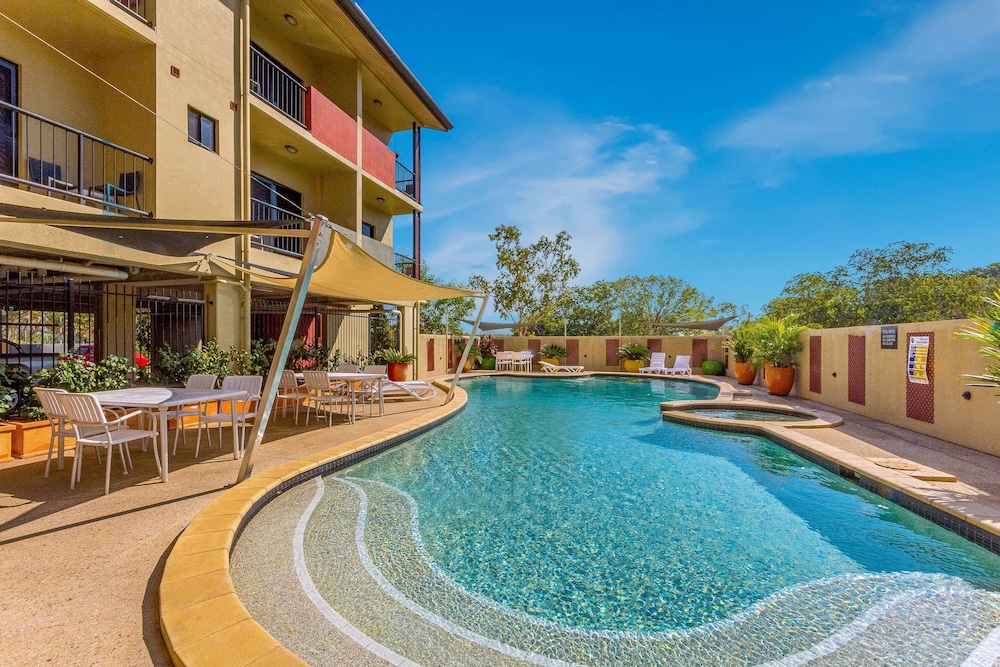 Quality Hotel Darwin Airport 32/38