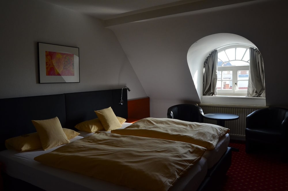 Hotel Schwert 15/50