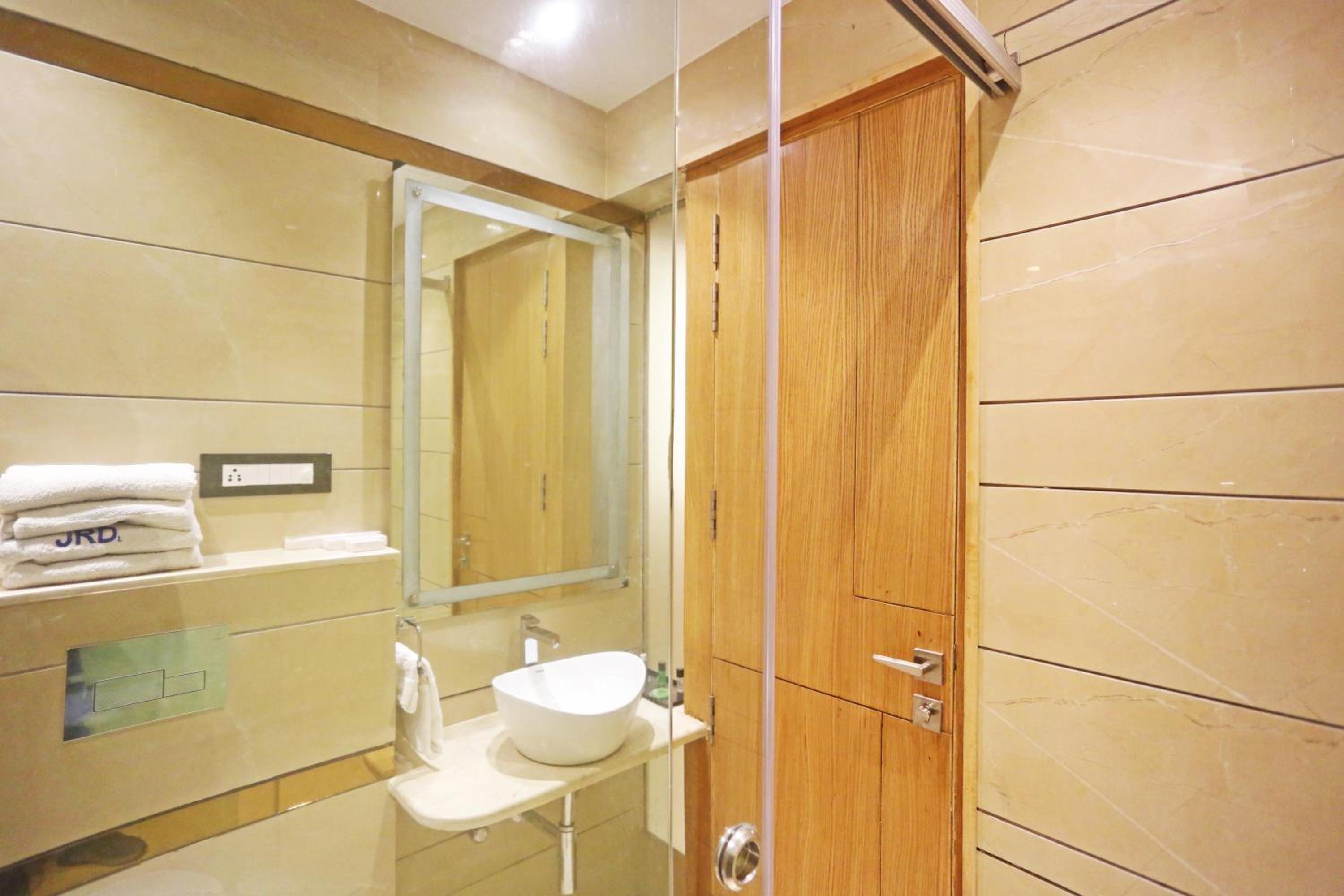 غرفة ديلوكس بسرير مزدوج، The Jrd Luxury Botique Hotel 8/10