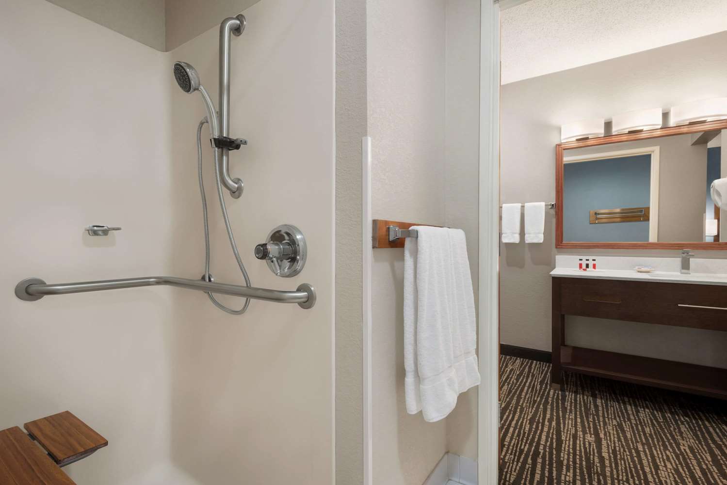 Baymont by Wyndham Washington 45/45