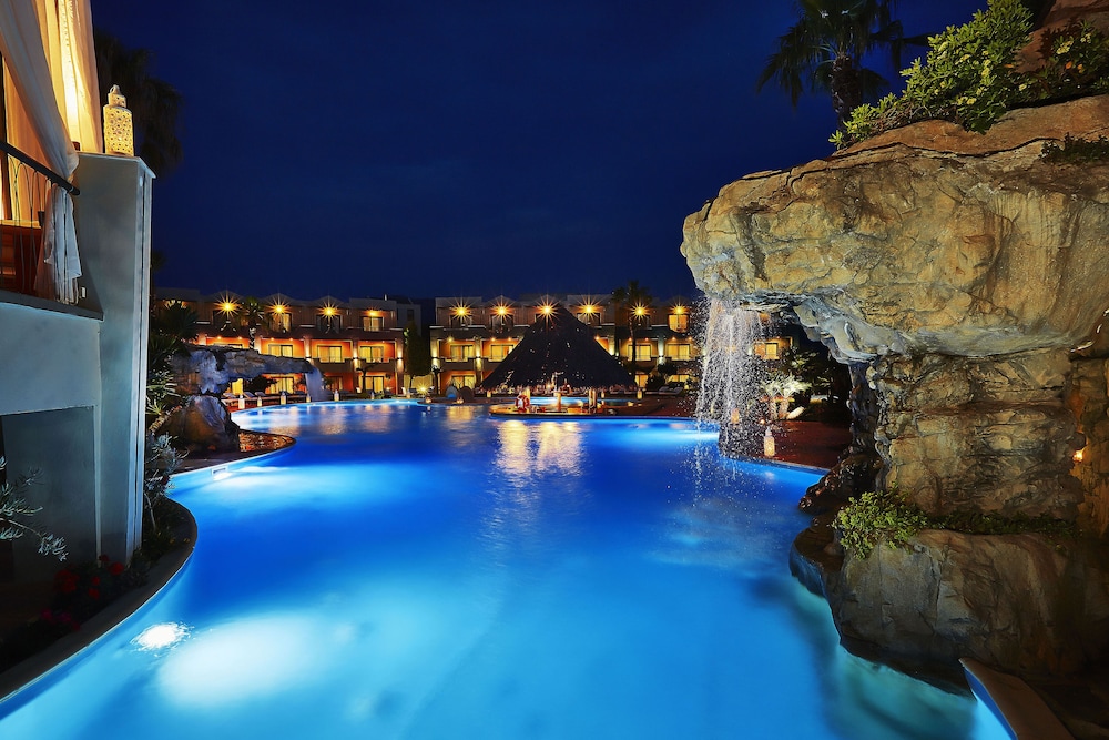 Ilio Mare Beach Hotel by GHH 67/75