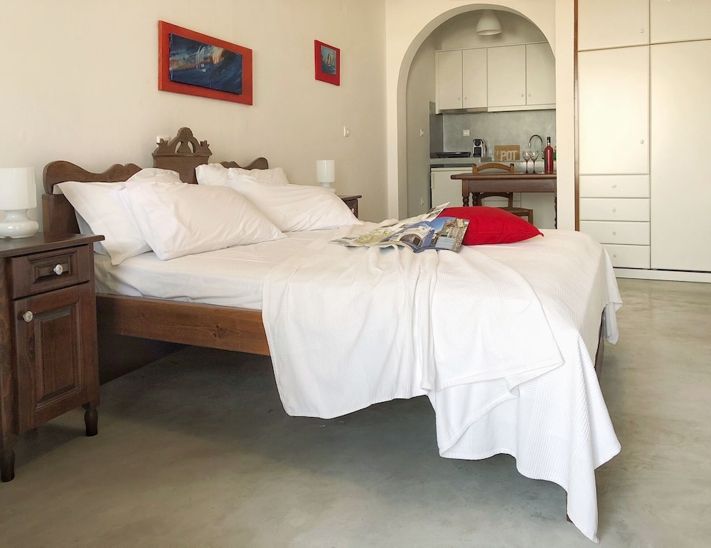 Kallichoron Art Boutique Hotel 31/73