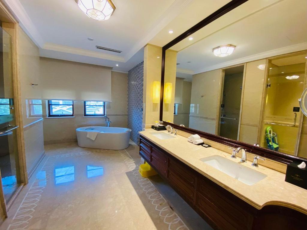 Zhenjiang Xijindu Ancient Street Argyle Boutique Hotel 55/58
