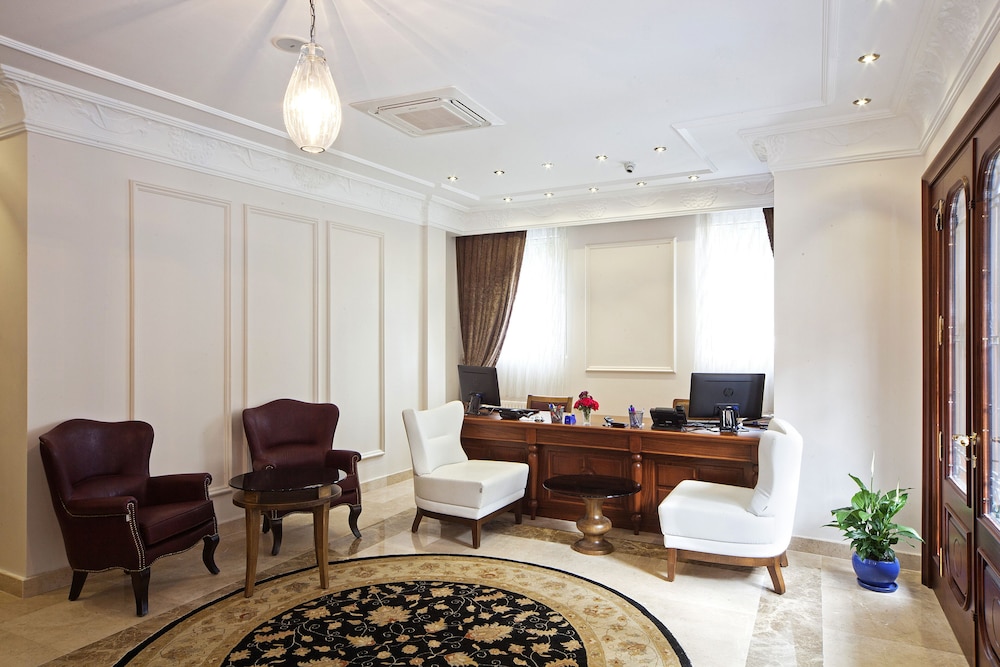 Aren Suites 27/44