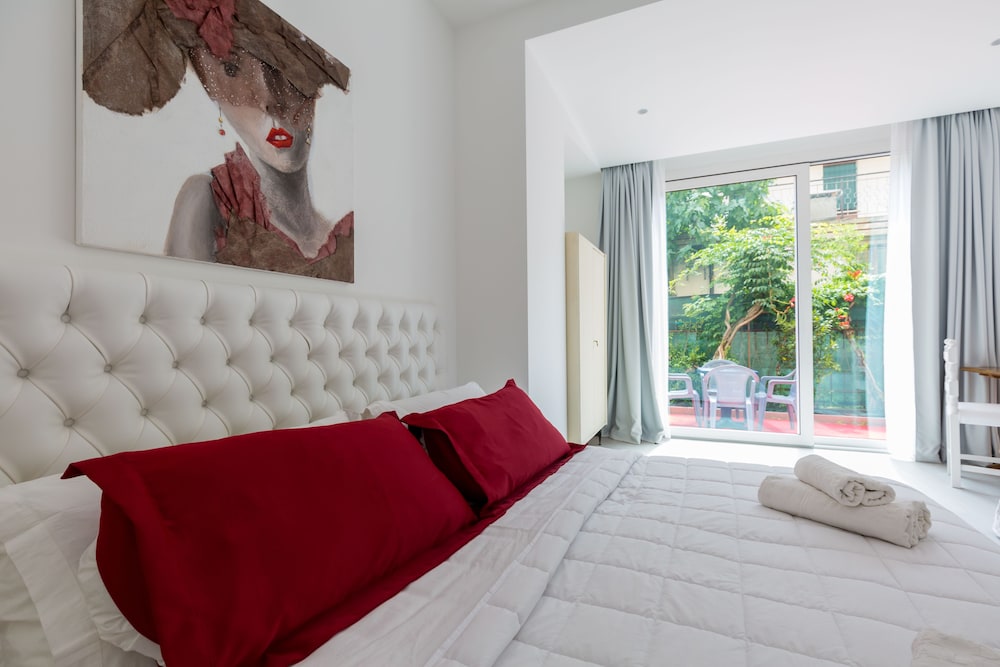 جناح جونيور بسرير كوين وسرير فردي، Hotel Cavallino Bianco 6/10