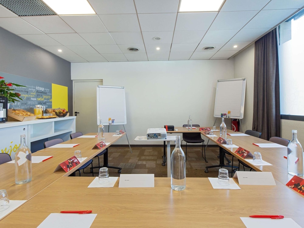 ibis Marseille Timone 63/73