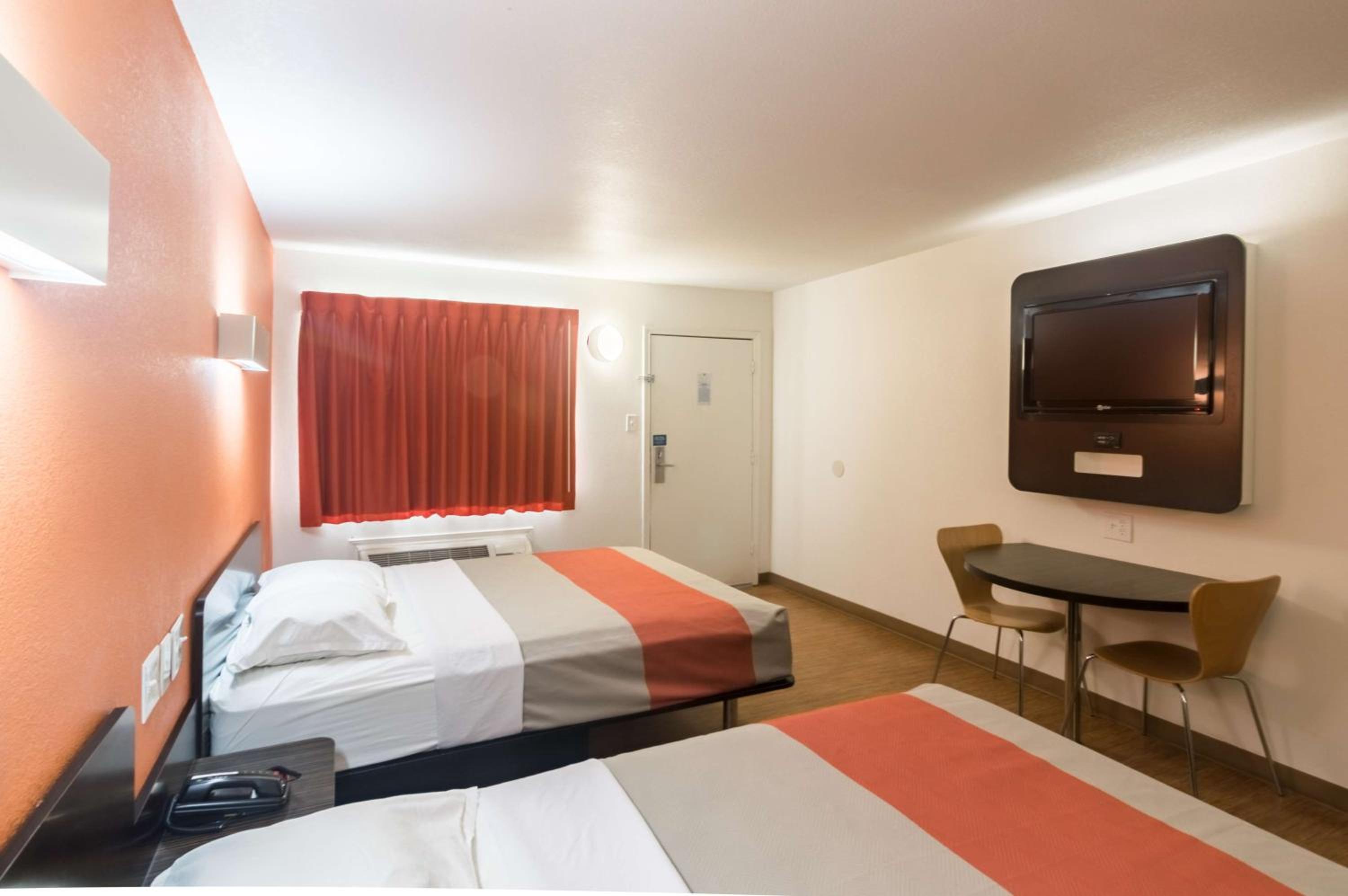 غرفة بسريرين كوين لغير المدخنين، Motel6 Wichita Falls, TX - North 7/10