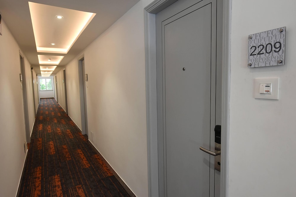 Kyriad Hotel Pimpri (ex Hotel Kundan Palace) 18/28
