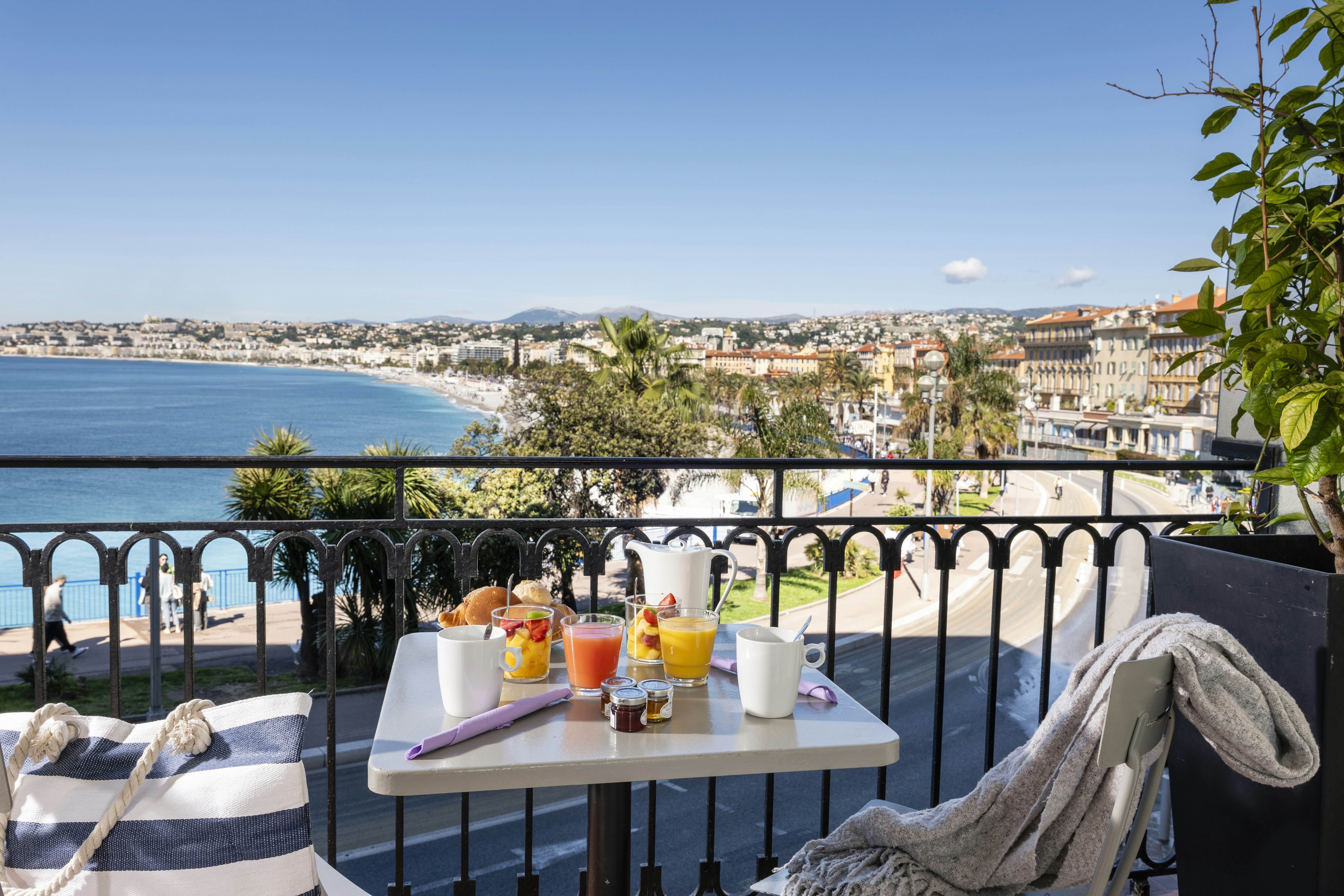 Hotel Suisse Nice 16/26