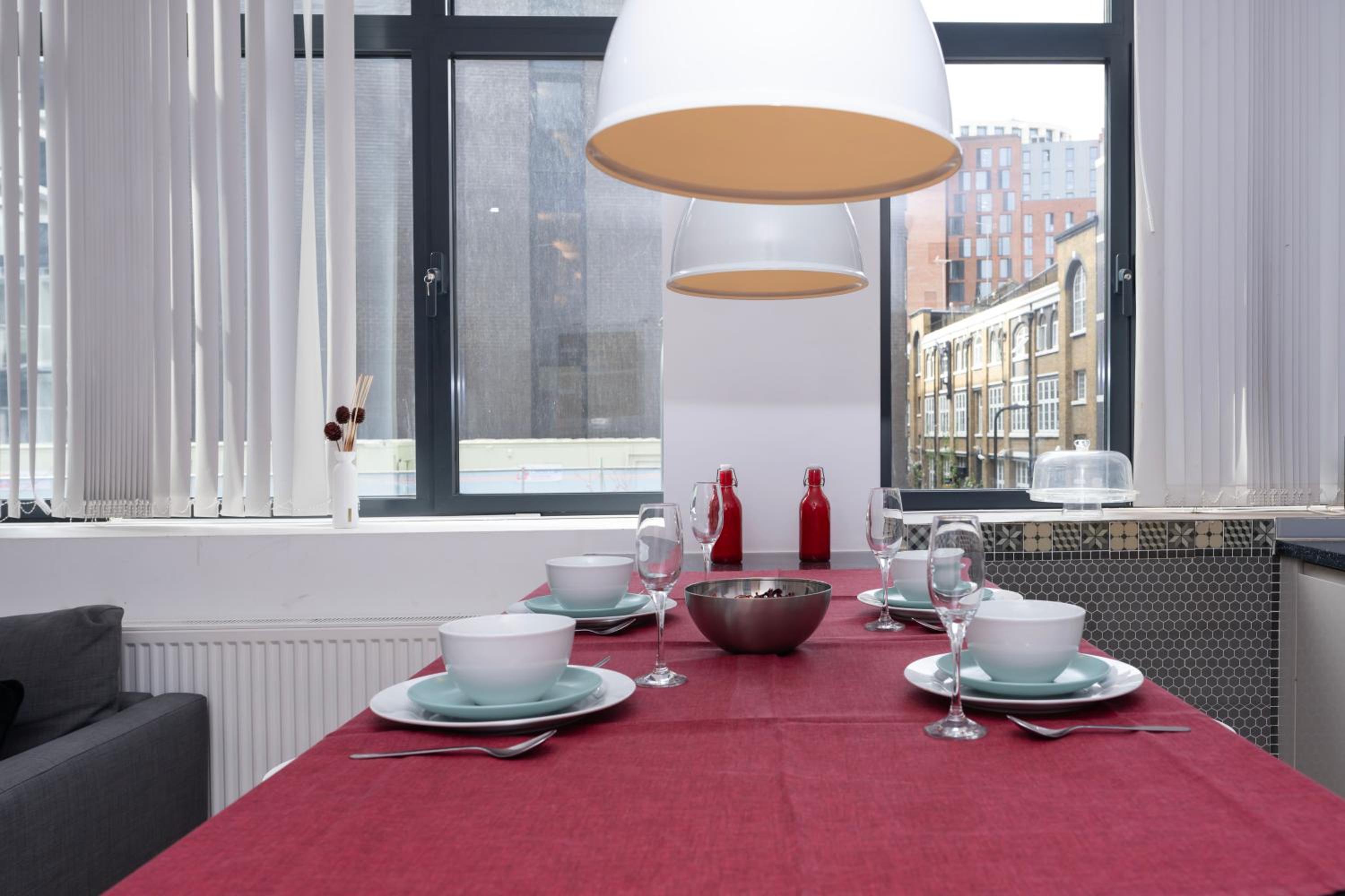 Shoreditch Apartments by PrimeCityHosts 26/37
