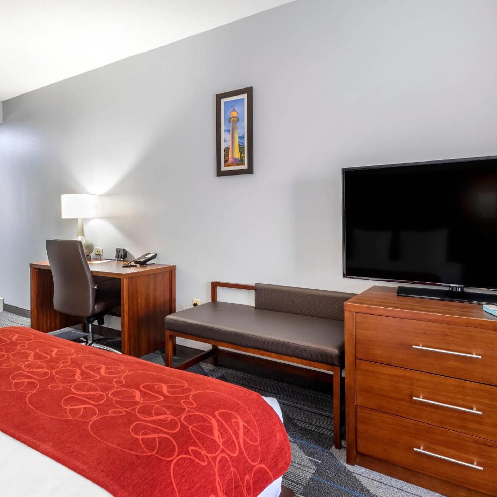 Room, 2 Queen Beds, Comfort Suites Olive Branch - Memphis South 4/8