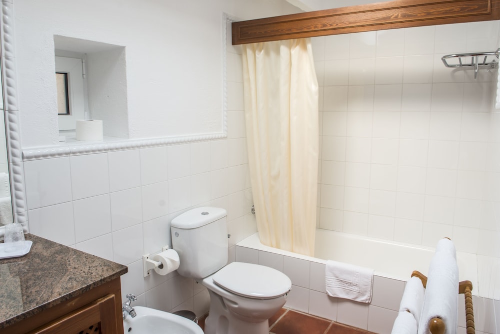 Hotel Rural Biniarroca - Adults Only 26/73