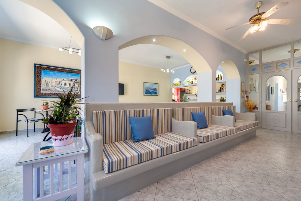 Akis Hotel 28/50