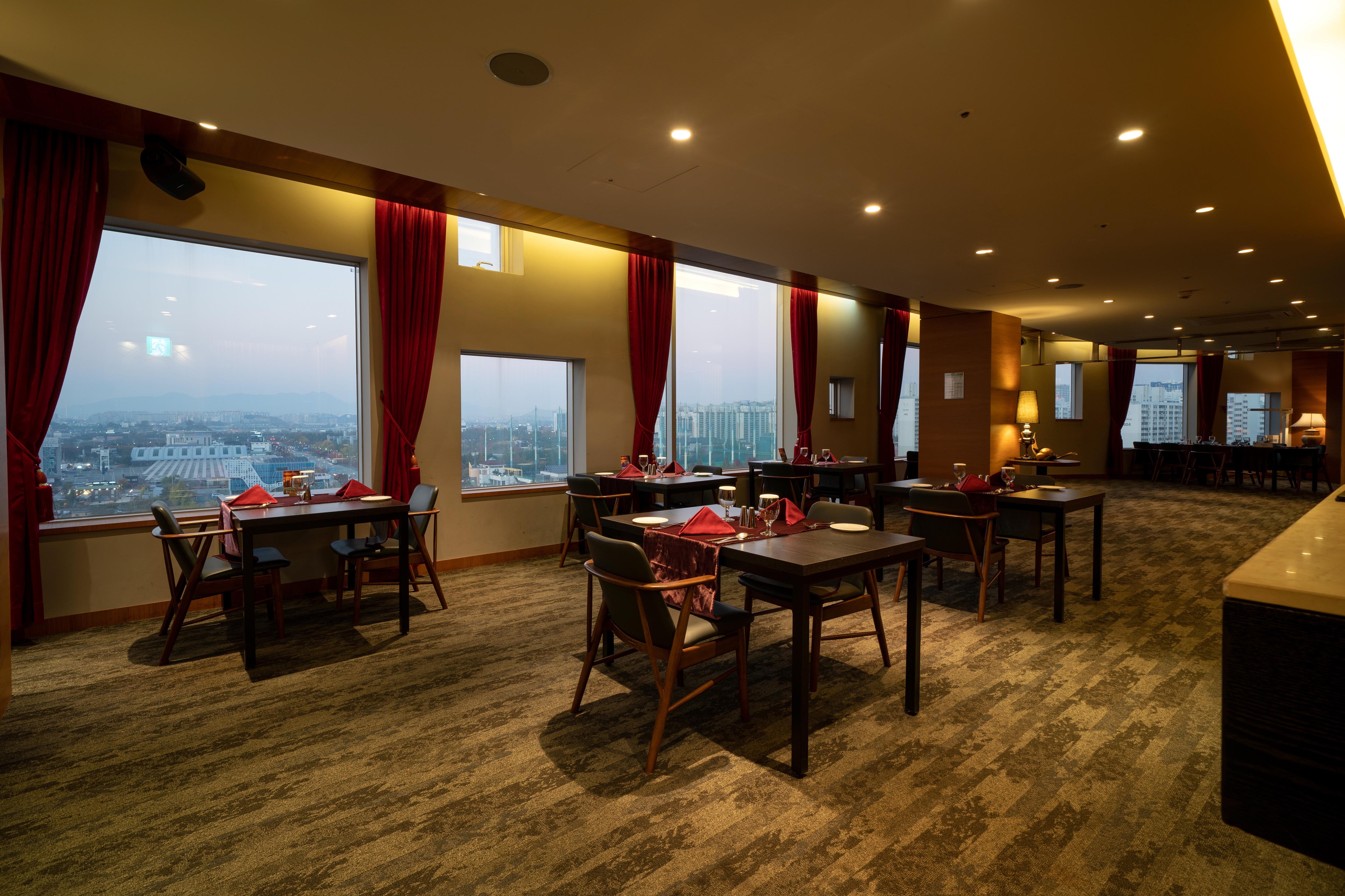 Holiday Inn Gwangju 63/76