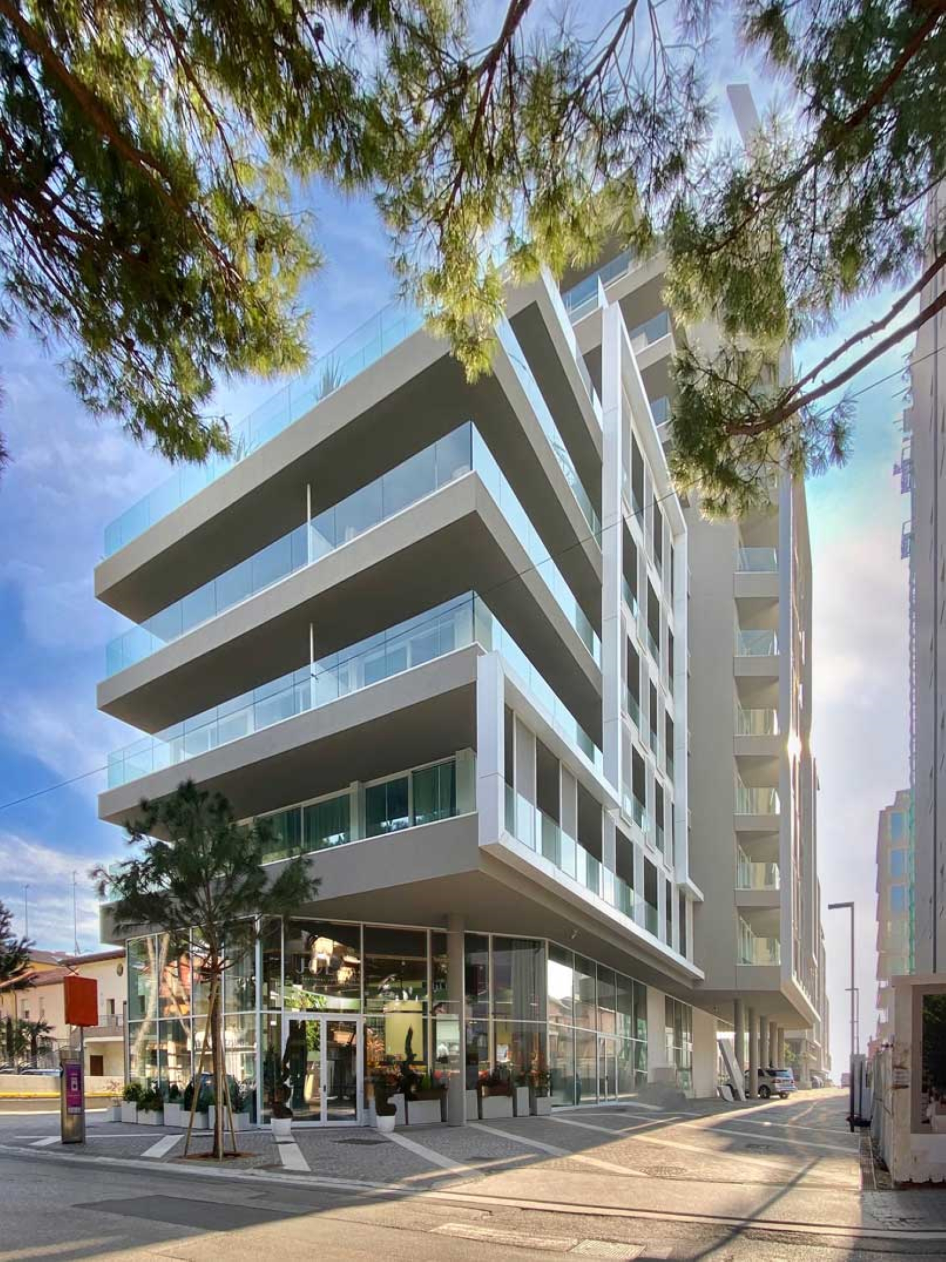 J44 Lifestyle Hotel 29/36