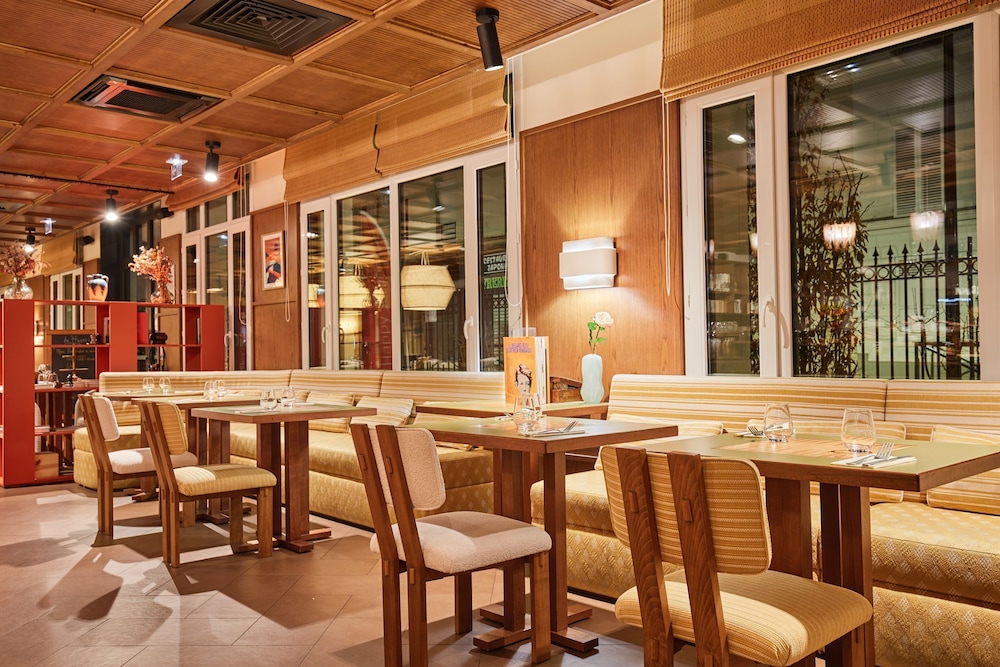 Appart Hotel Paris Levallois Maurice Ravel 40/50