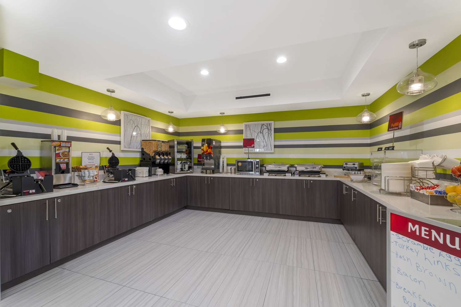 Best Western Plus Gardena Inn & Suites 6/36