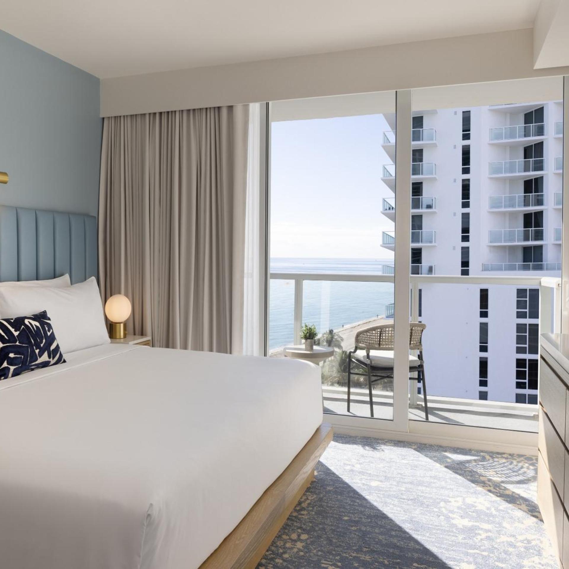 Renovated, Junior Suite, King Bed, Ocean View, Balcony