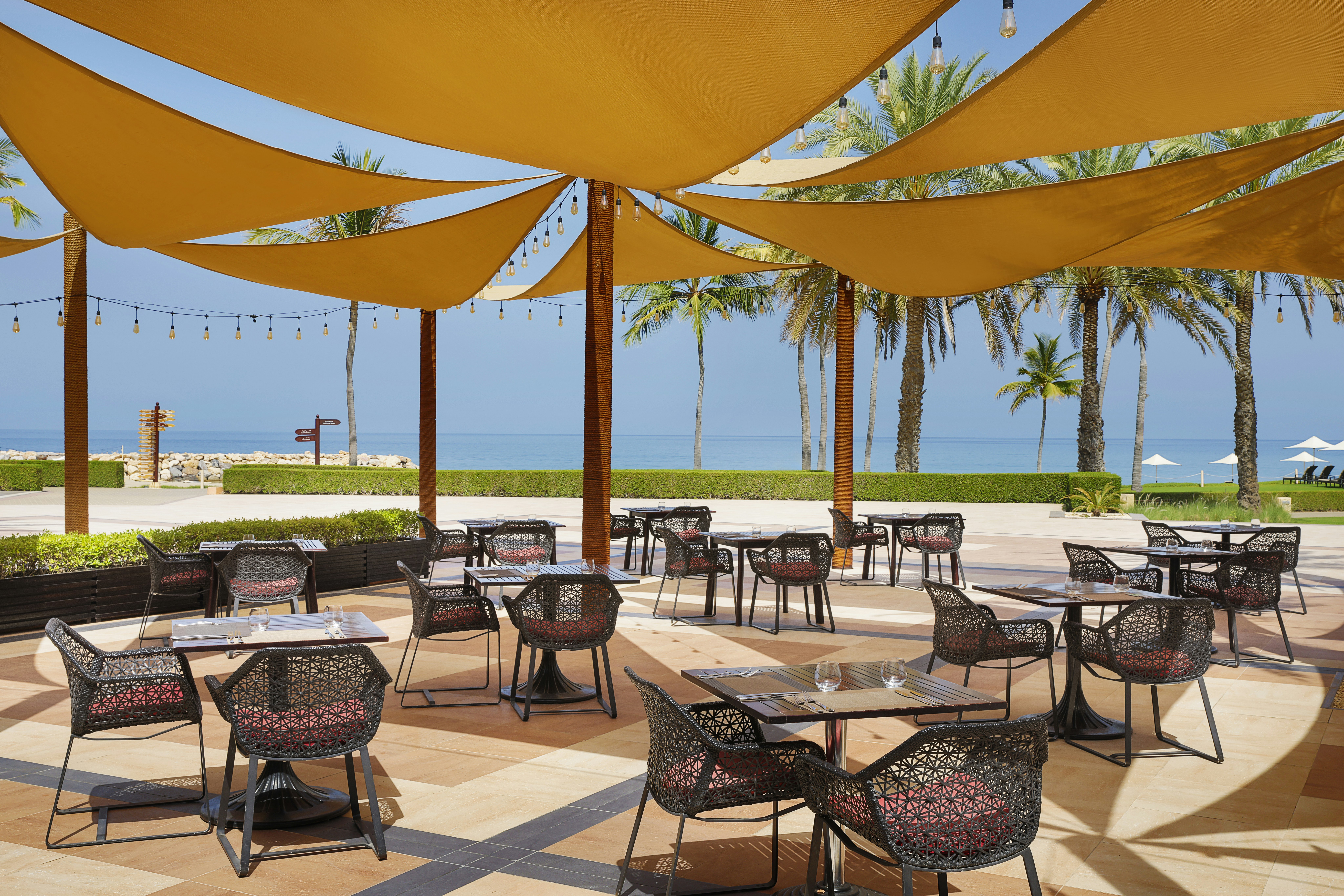 Hilton Muscat Al Bandar 28/50