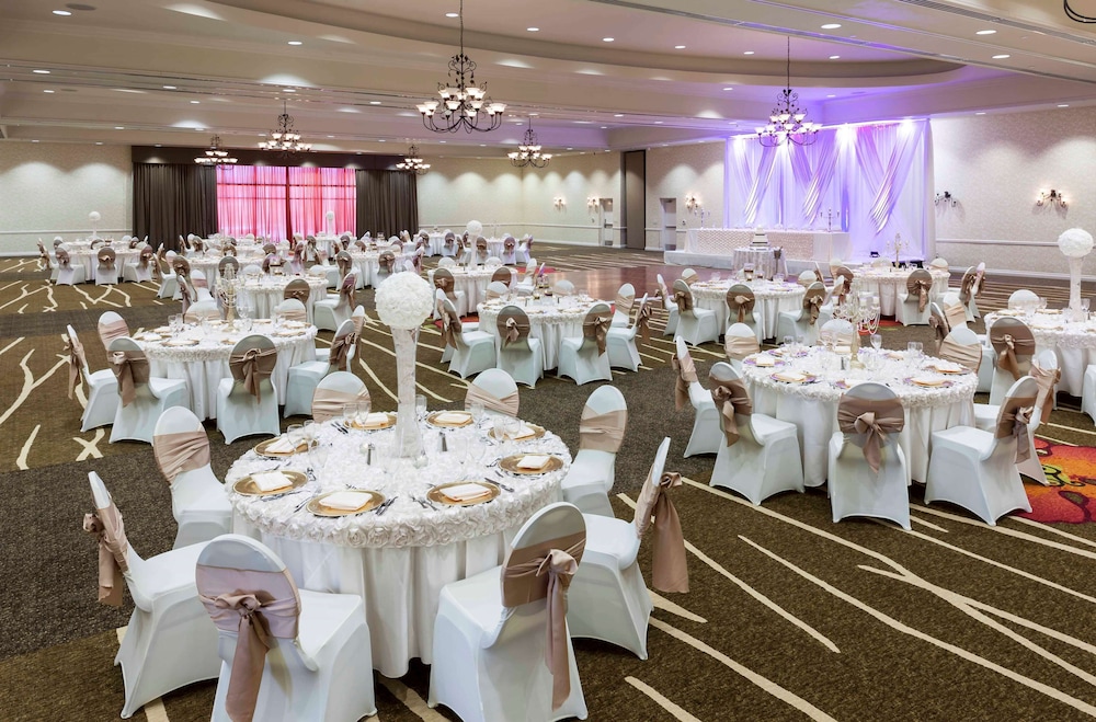 Hilton Garden Inn Dallas-Lewisville 47/79
