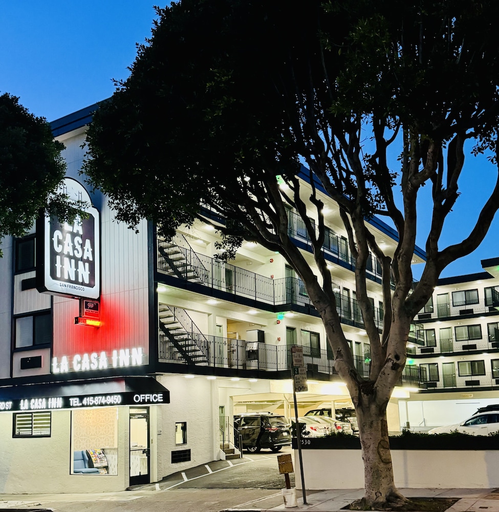 La Casa Inn 4/50