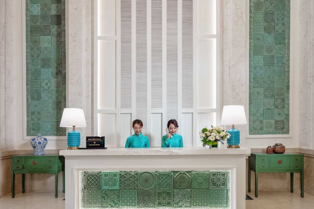 Minasi HanoiOi Hotel 7/45