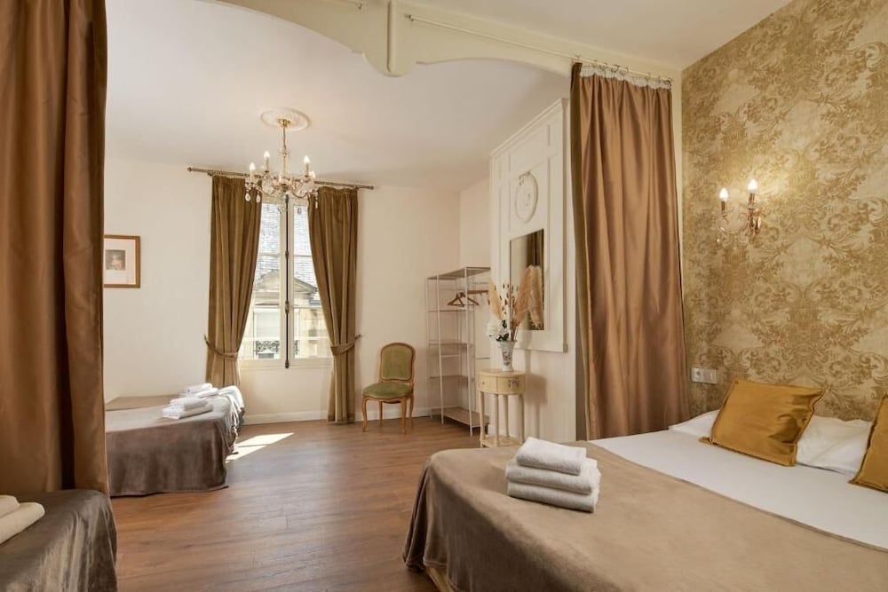 Hotel France Et De Guise 33/60