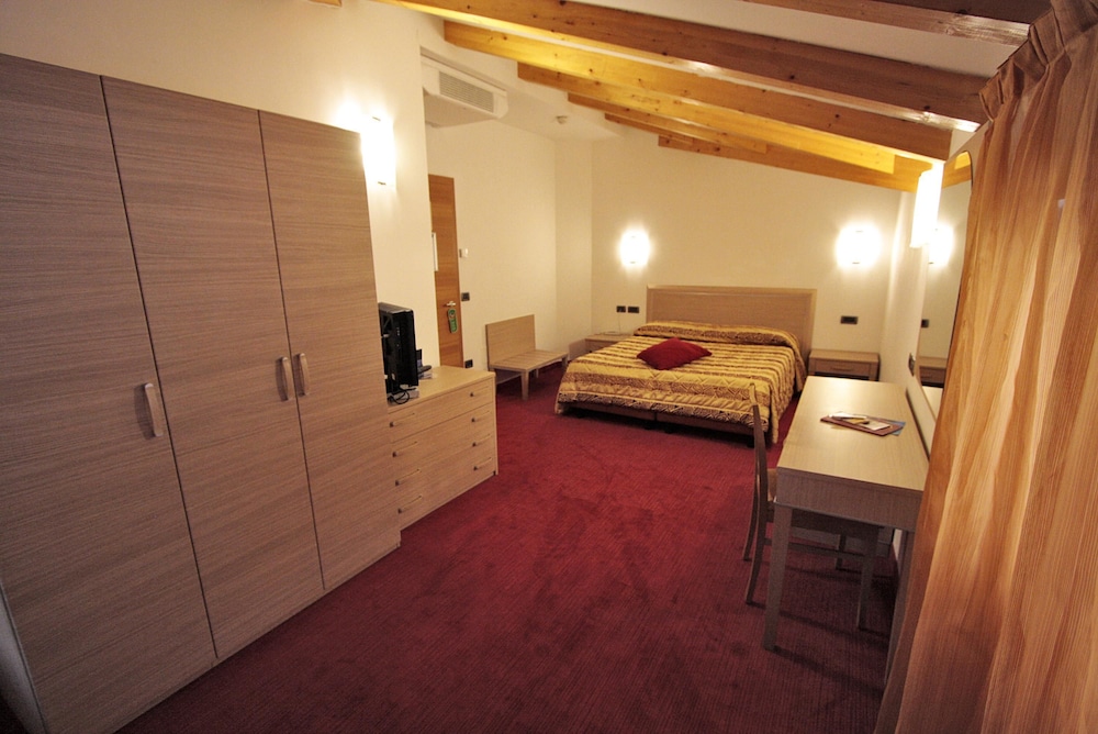Bio Hotel Elite 19/67