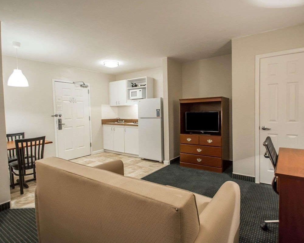 Suburban Studios Melbourne Airport 14/39