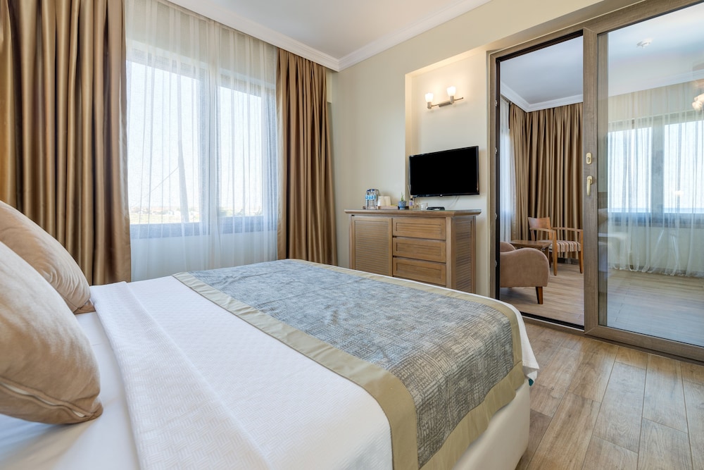 Cinarli Kasri Hotel 7/45