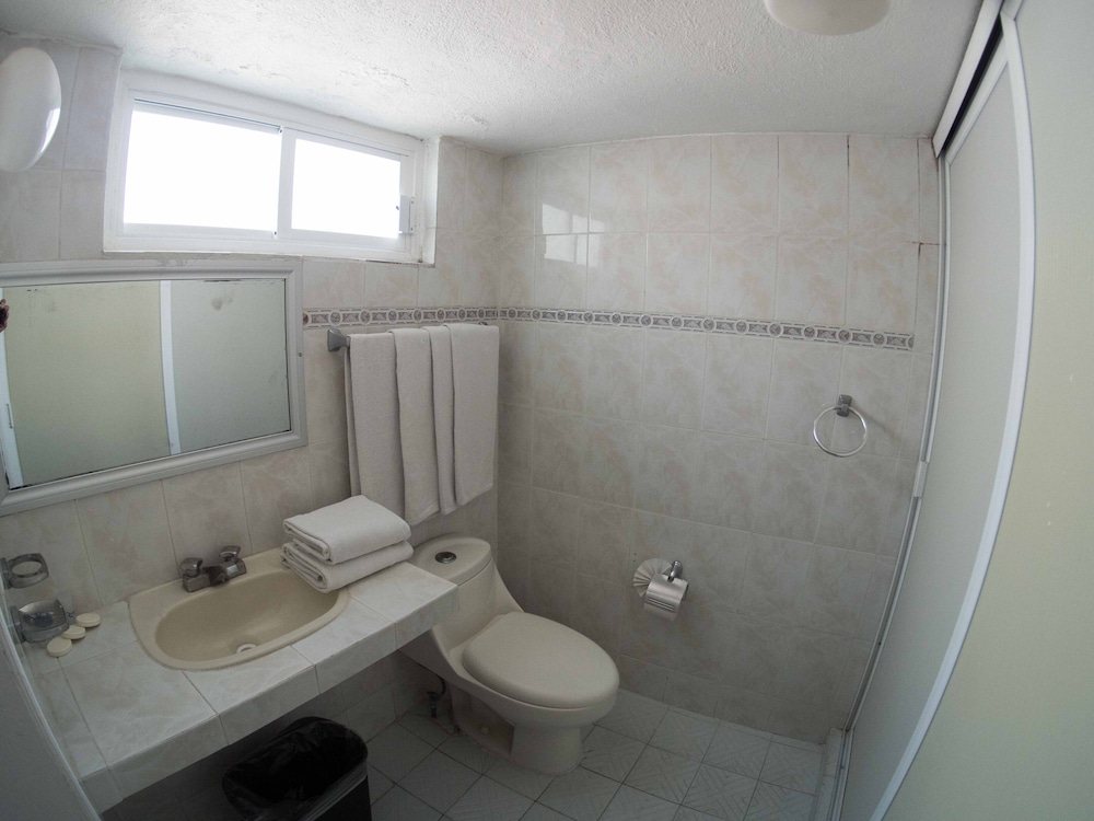 Hotel Qualitel Plus Ex Hotel Concordia 14/69