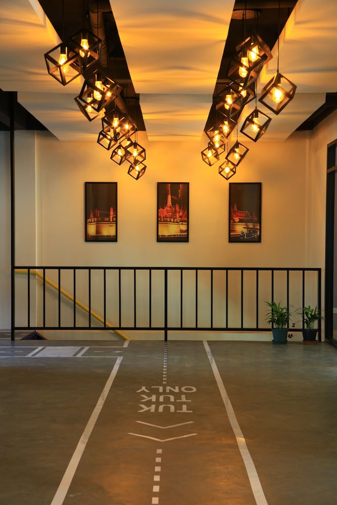 Tuk Tuk Hostel 53/70