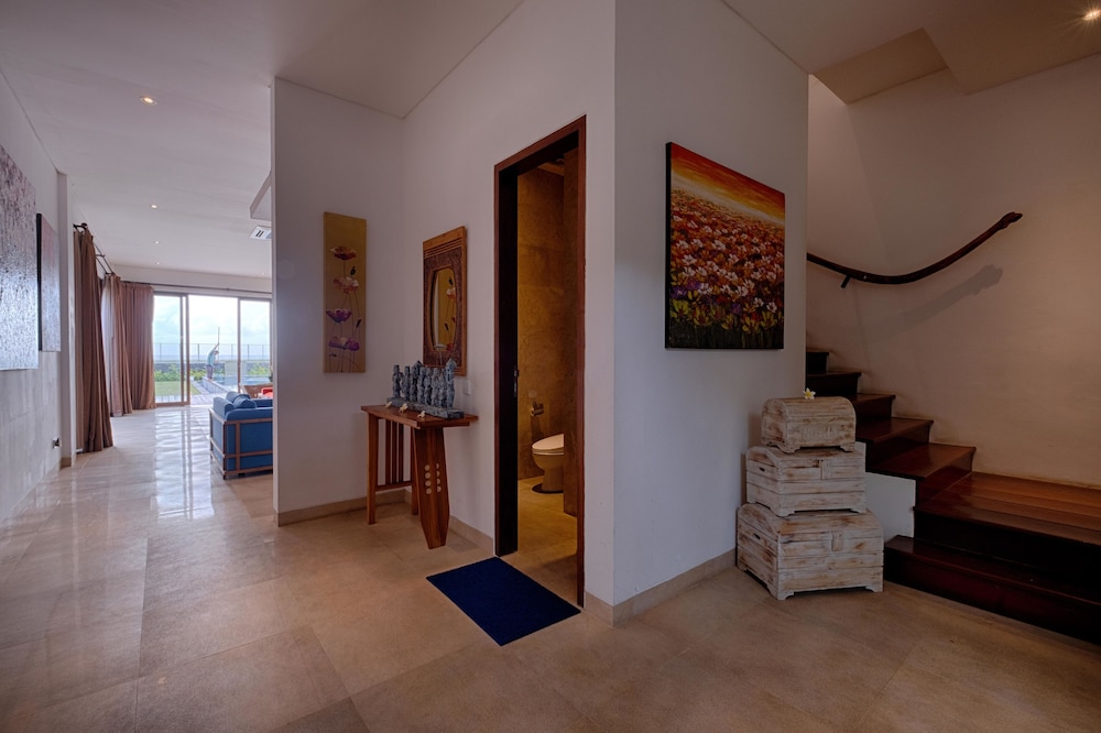 Kutus Kutus Keramas Villa 33/51
