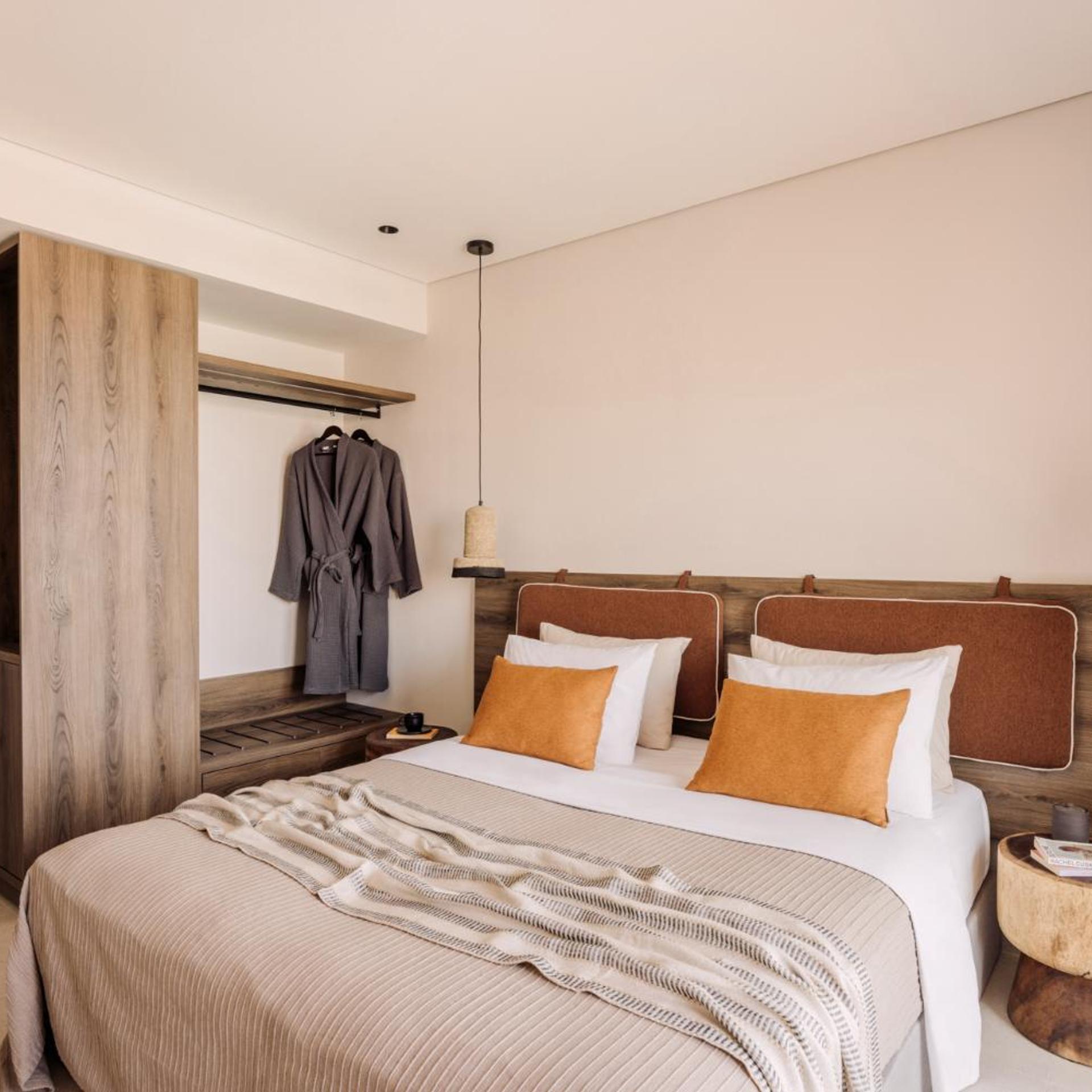 SUPERIOR, DOUBLE BED, SEA VIEW