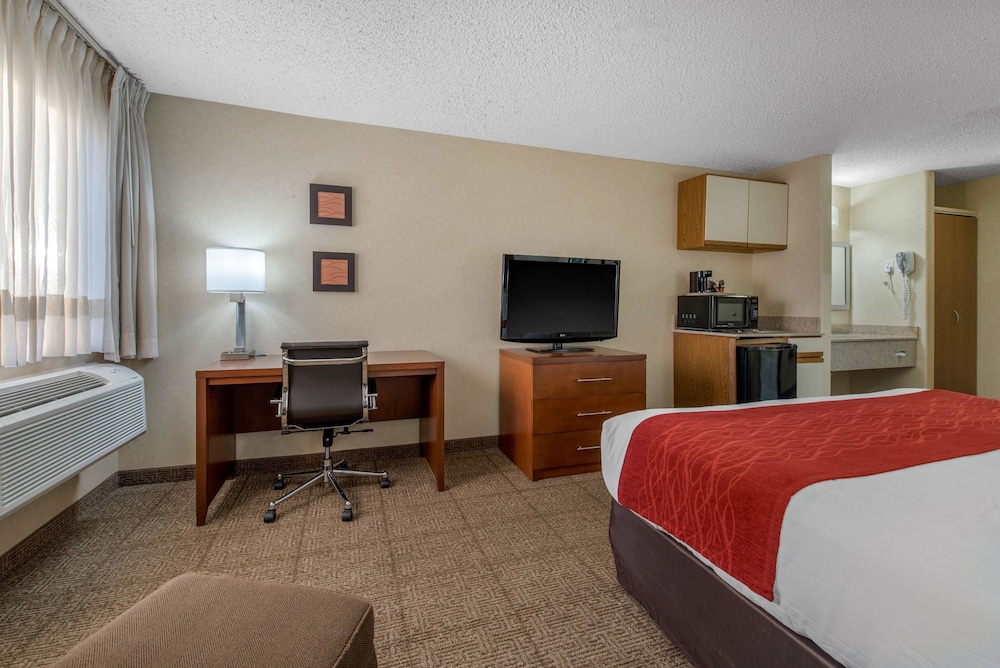 Comfort Inn Denver Southeast Area 8/34