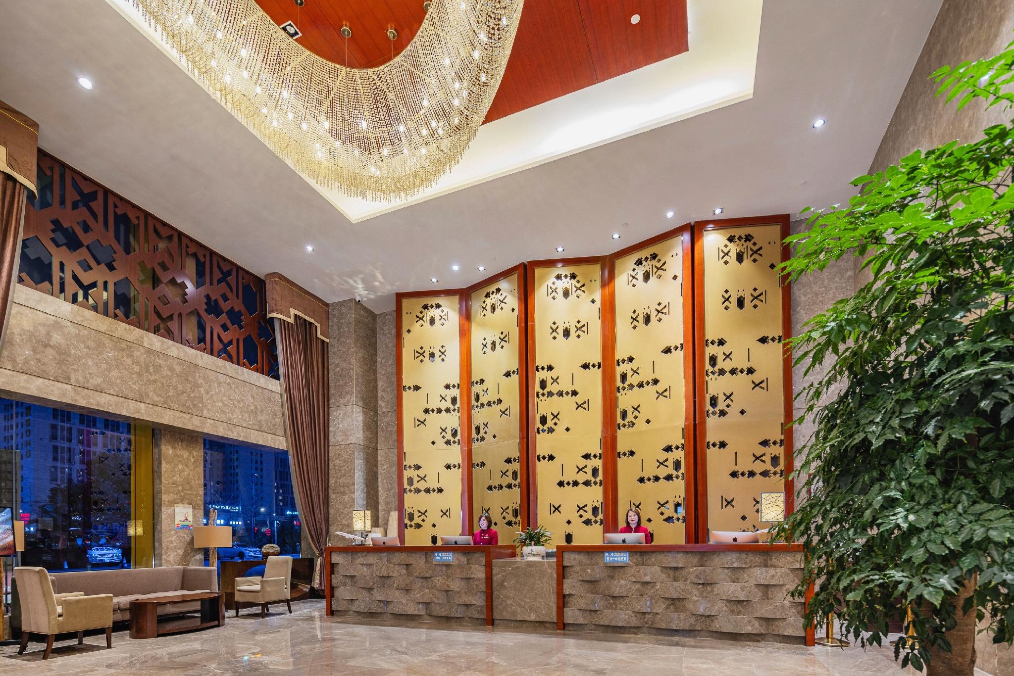 Argyle Hotel Enshi 12/52