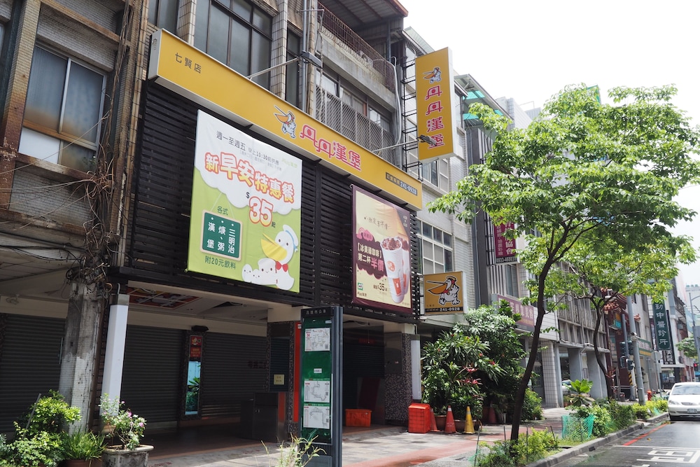 M-Hotel 3/62