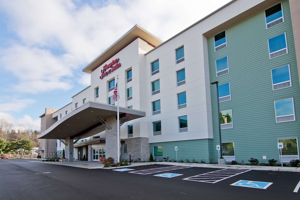 HAMPTON INN SUITES BELLEVUE DOWNTOWN SEATTLE WA