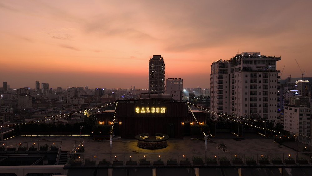 Maxx Phnom Penh Downtown (By H World) 54/55