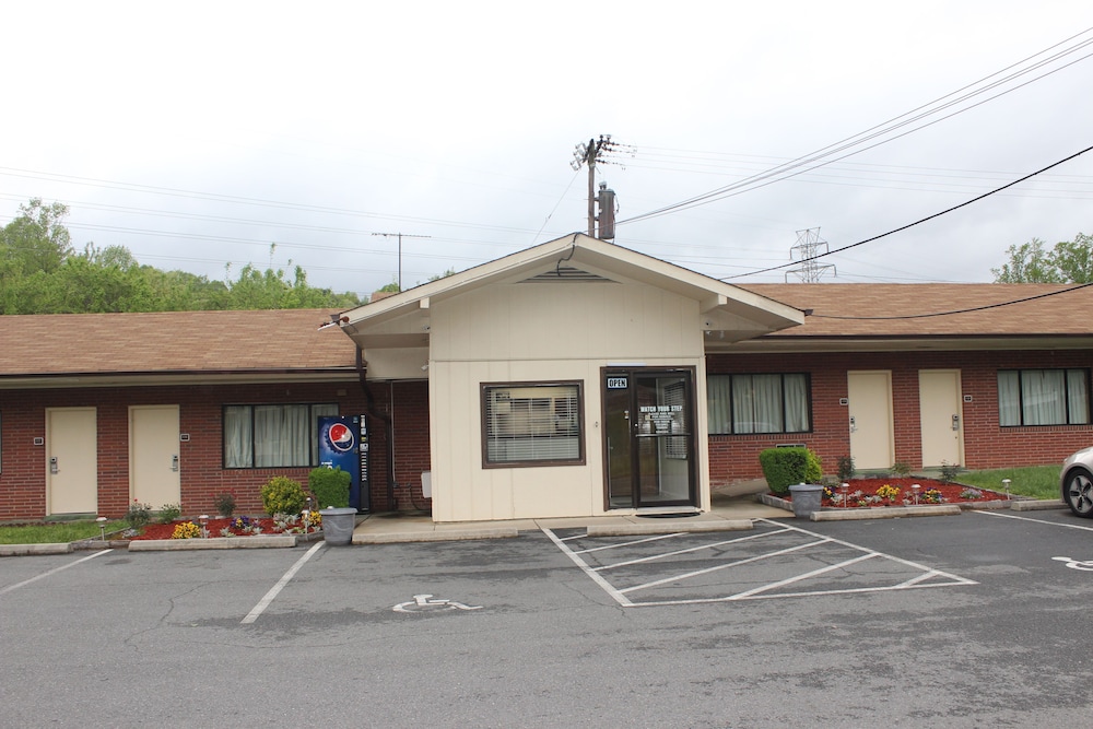 Green Valley Motel Winston Salem 28/44