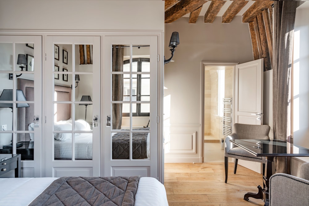 Hotel Le Presbytere 32/50
