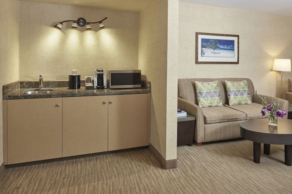 Waikiki Resort Hotel 12/69