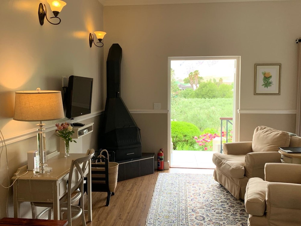 Montagu Vines Guest House 20/50