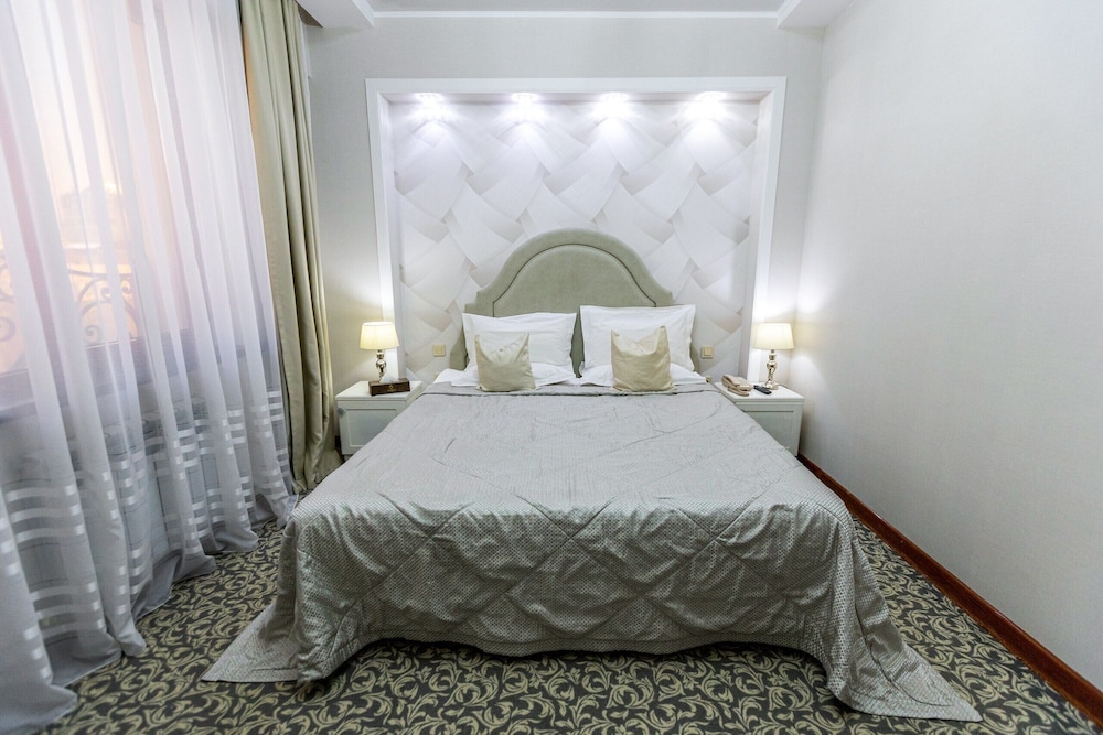 The Plaza Hotel Almaty 31/61
