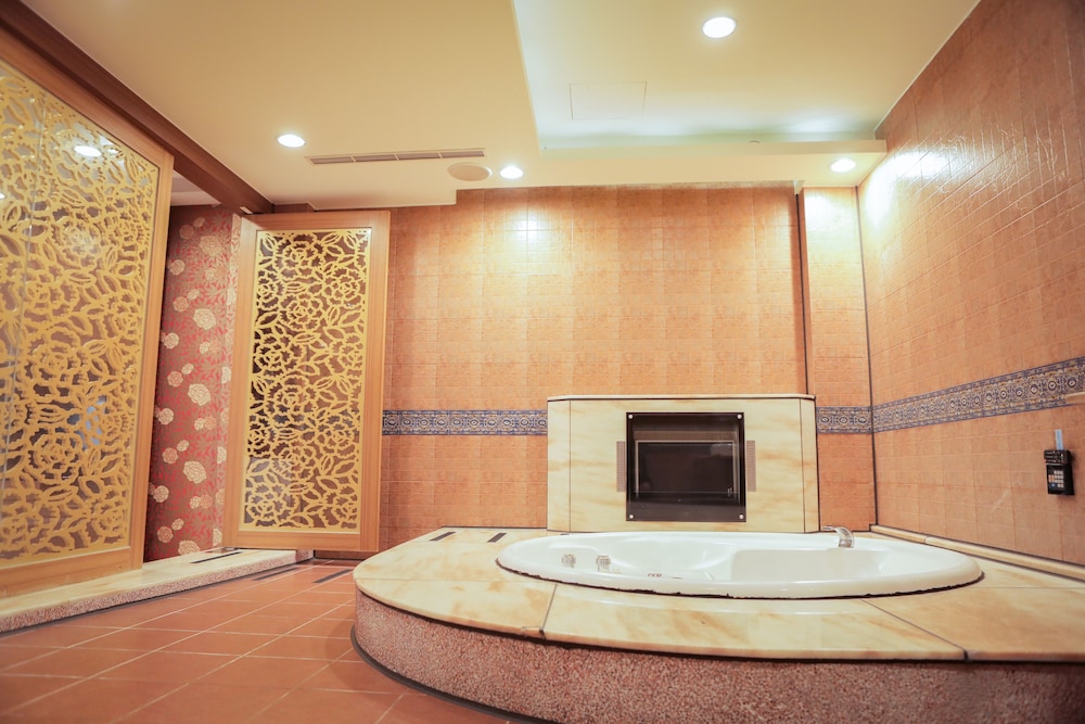 Ohya Boutique Motel-Xinying 12/56