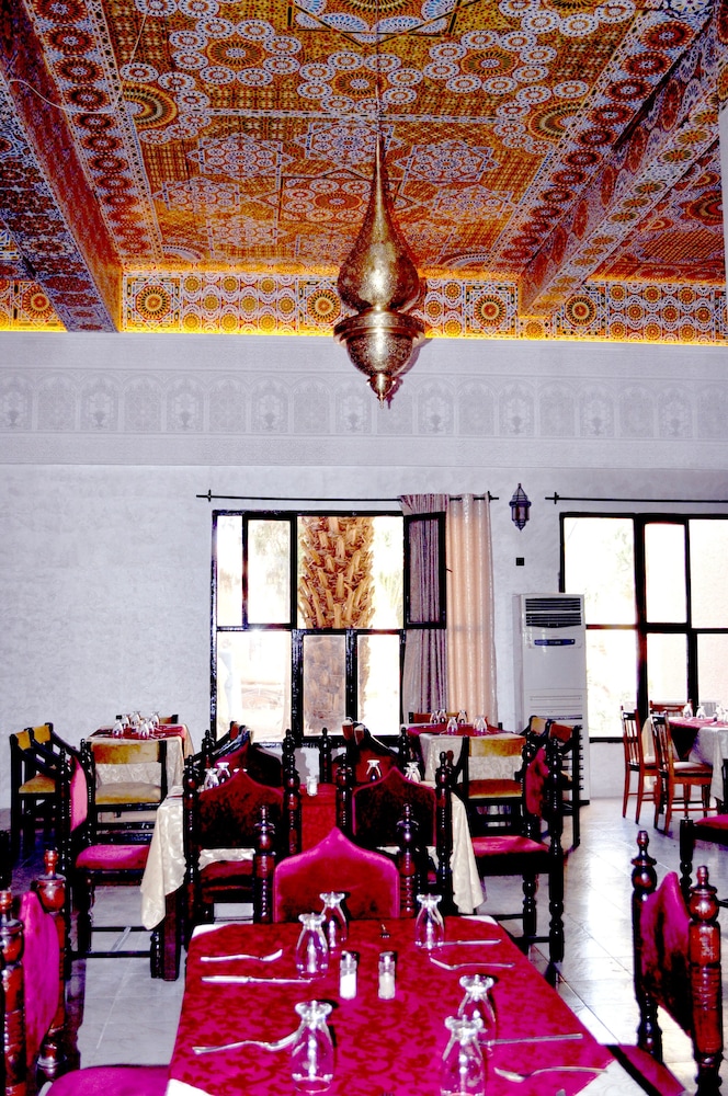 Erfoud palace 35/50