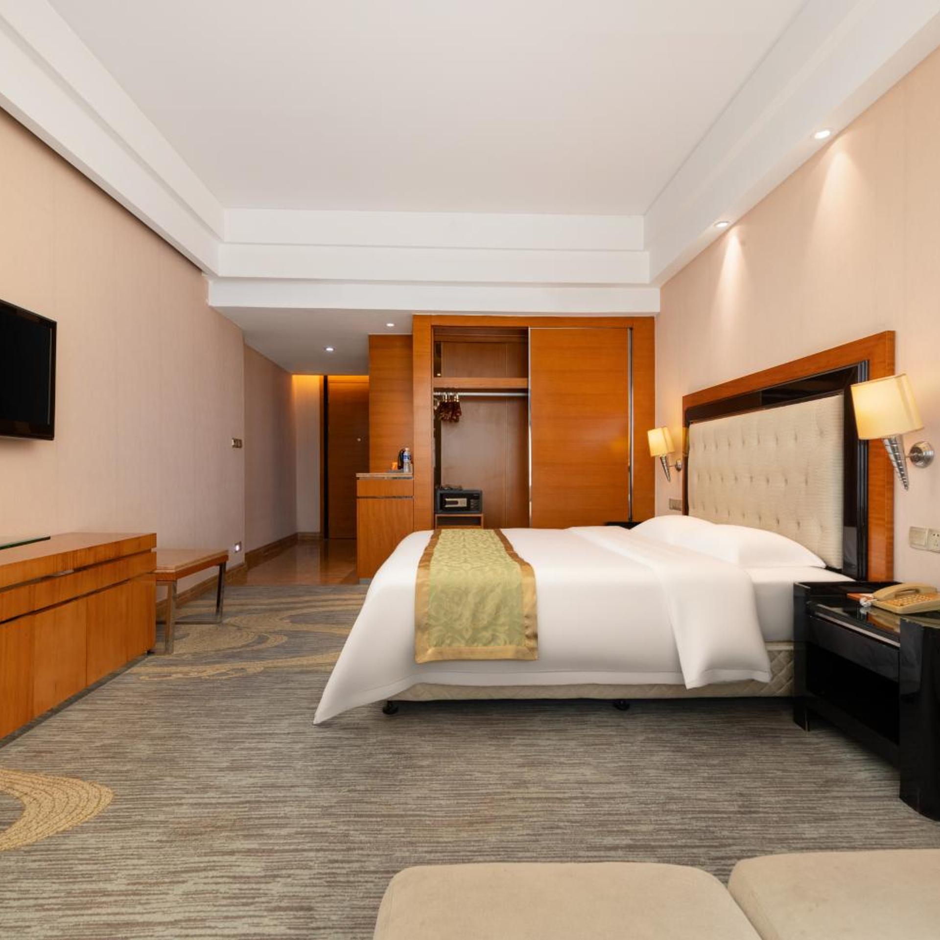 Yinquan Hotel 14/46