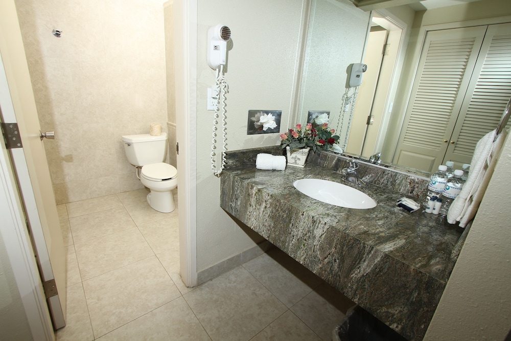Estero Beach Hotel & Resort 67/70