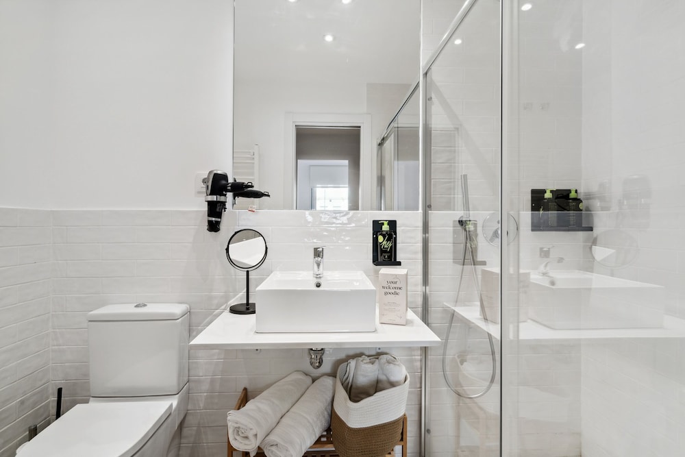 Limehome Madrid Calle de Nunez de Balboa 48/50