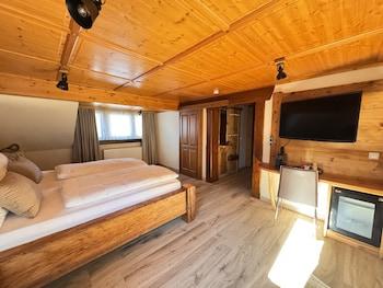 Room, Double Bed, Tower View